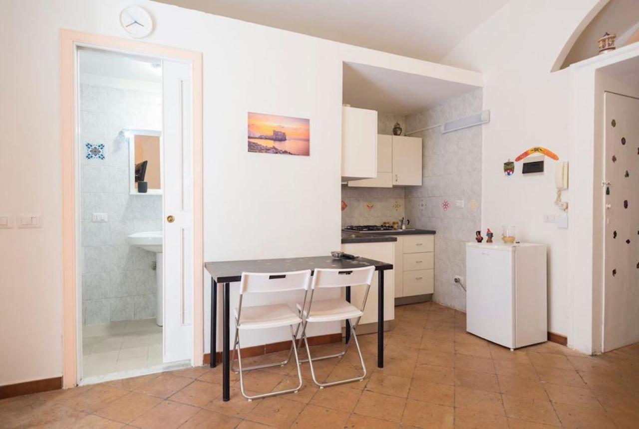 Napoli Centro Apartment A Balcony In The Heart Of Naples Exterior photo