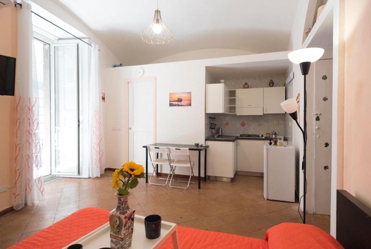 Napoli Centro Apartment A Balcony In The Heart Of Naples Exterior photo